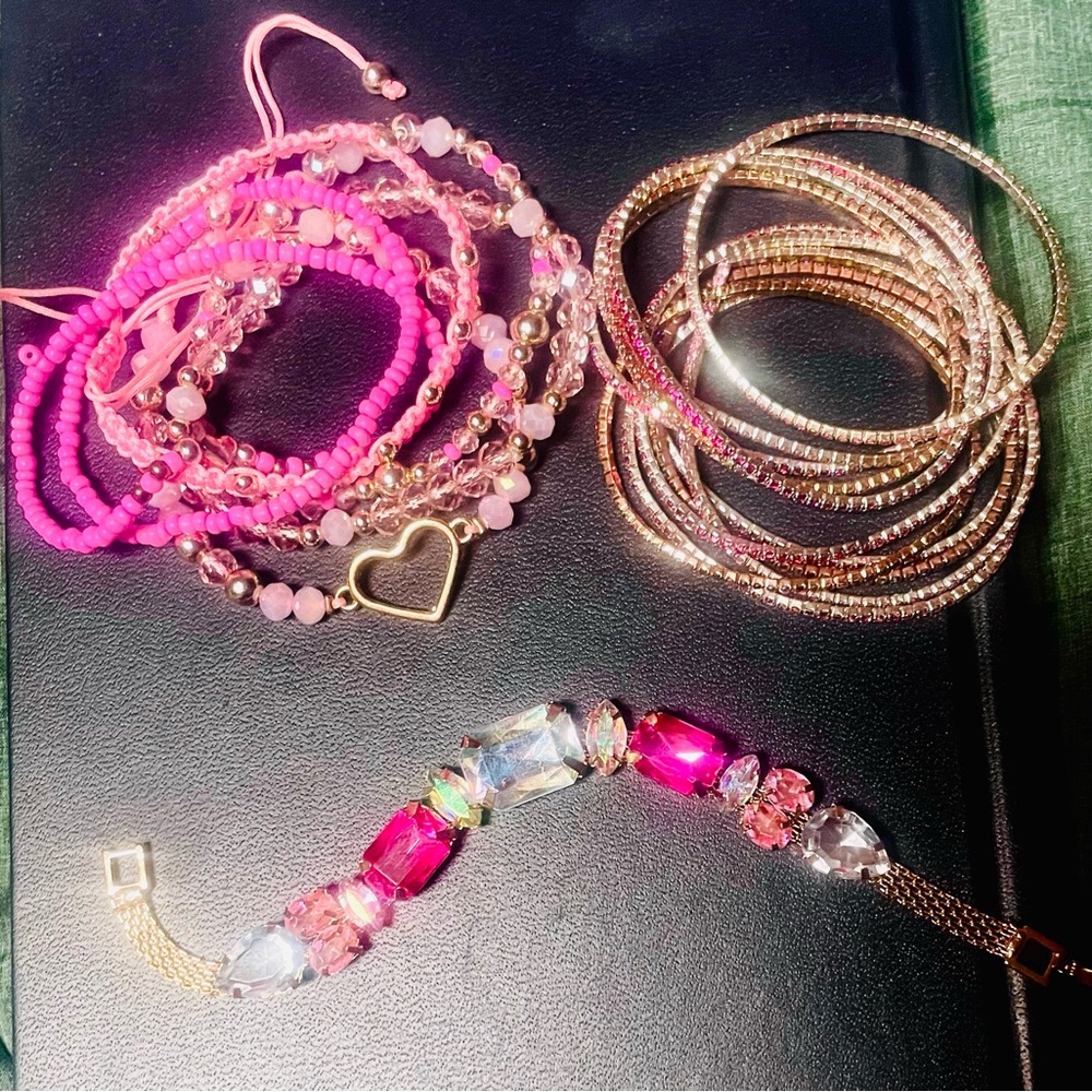 Elegant Pink and Gold Jewelry Set